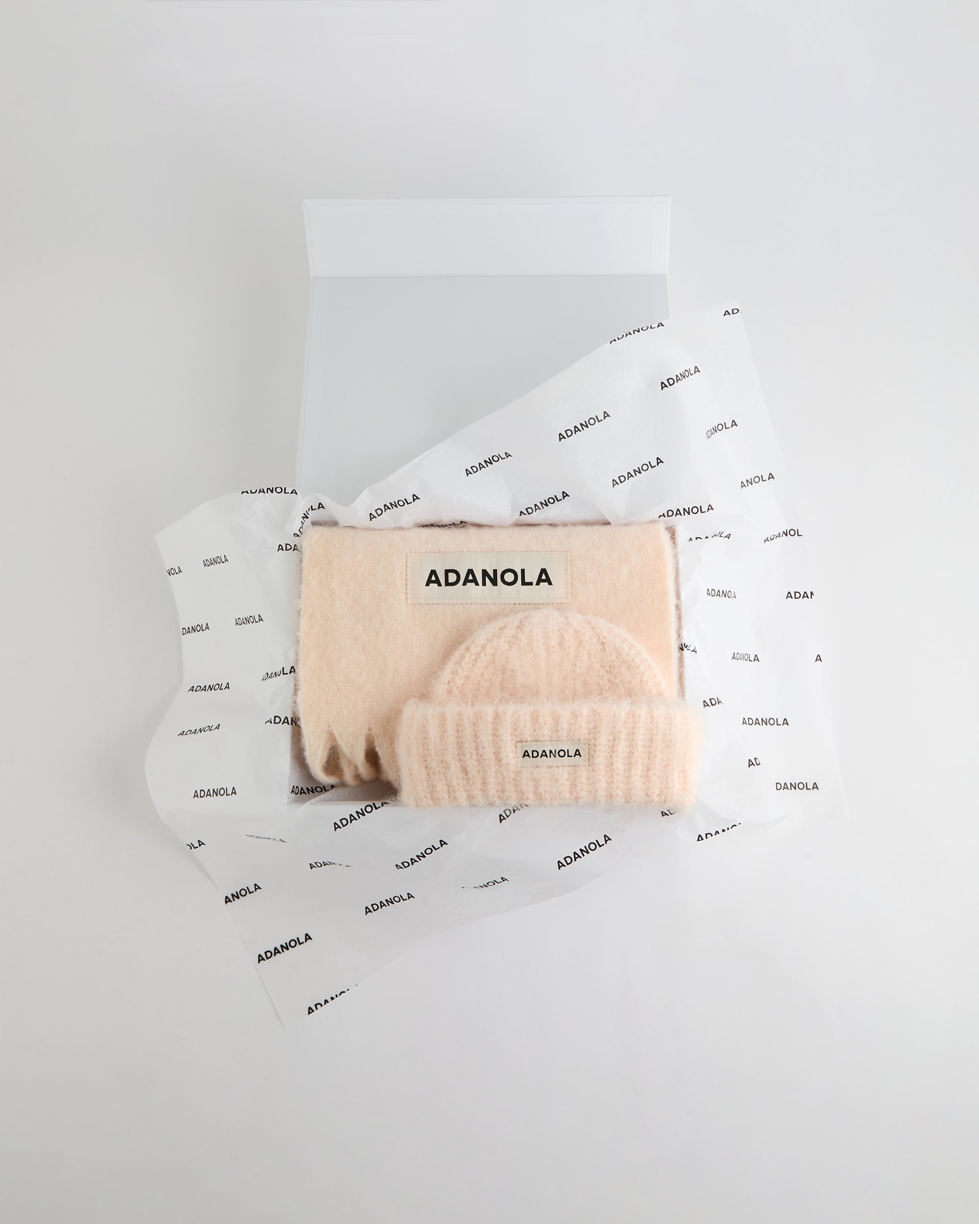 Box Set Beanie and Scarf - Light Pink